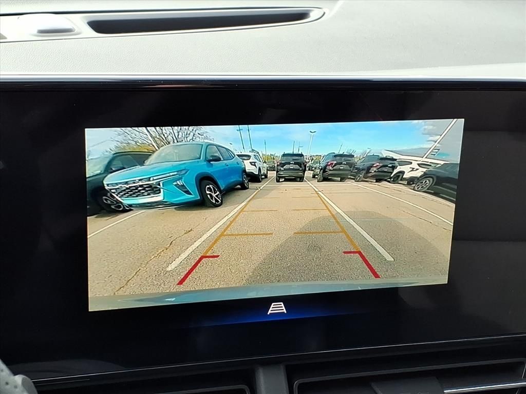 Thumbnail: 2026 Chevrolet Trax - 21