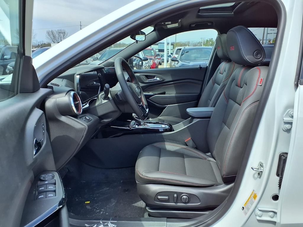 Thumbnail: 2026 Chevrolet Trax - 9