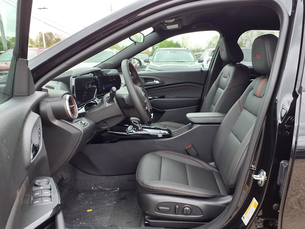 Thumbnail: 2026 Chevrolet Trax - 8