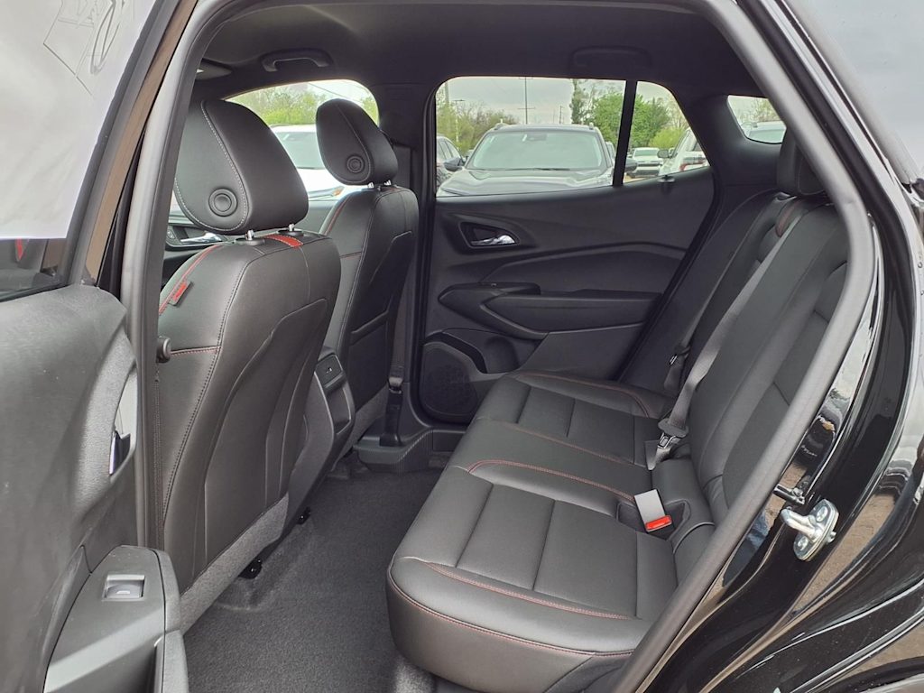 Thumbnail: 2026 Chevrolet Trax - 9