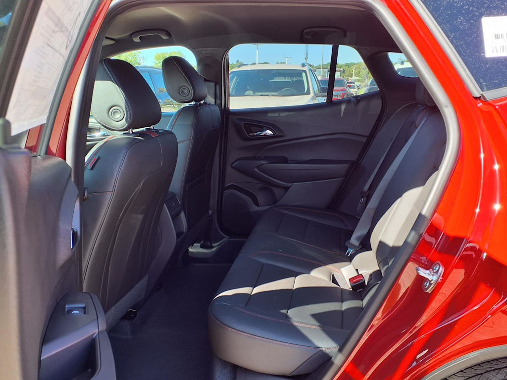 Thumbnail: 2026 Chevrolet Trax - 9
