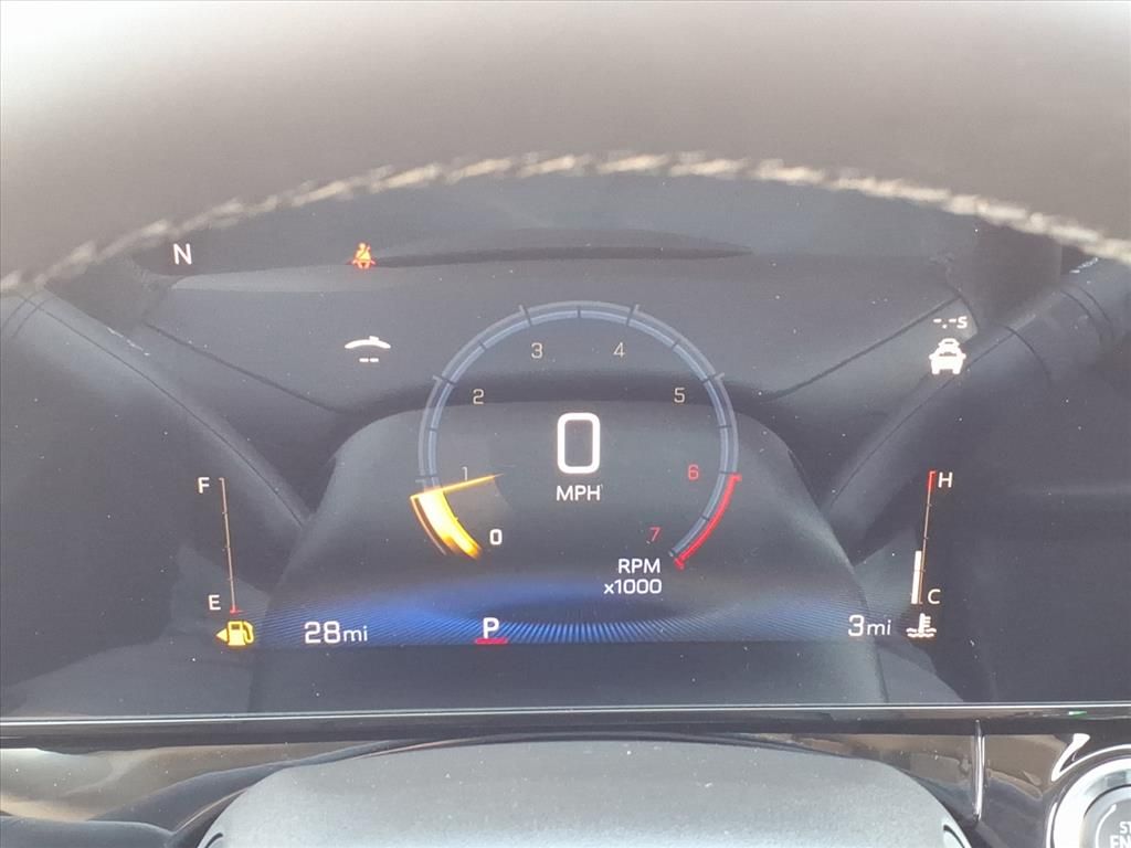 Thumbnail: 2025 Chevrolet Trax - 14