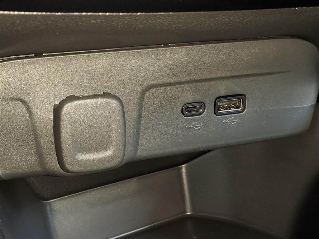 Thumbnail: 2025 Chevrolet Trax - 22