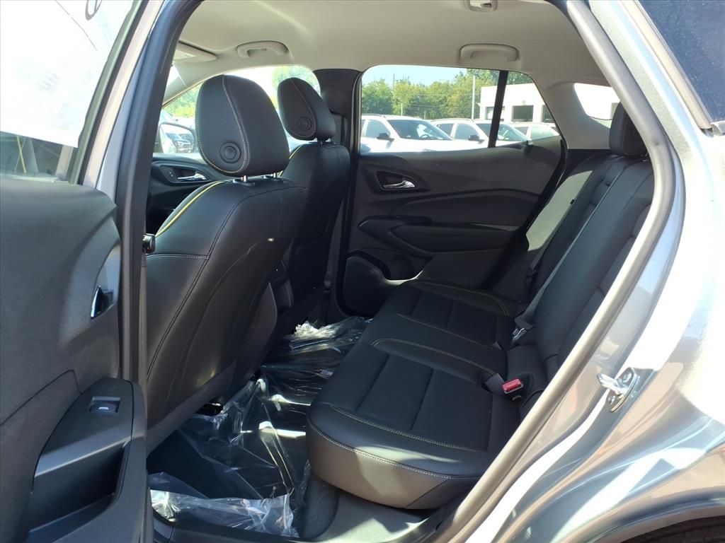 Thumbnail: 2025 Chevrolet Trax - 11