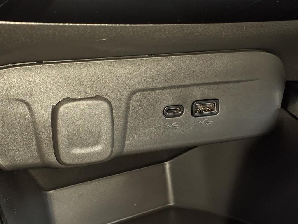 Thumbnail: 2026 Chevrolet Trax - 21