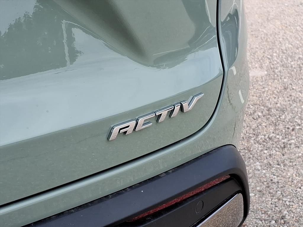 Thumbnail: 2026 Chevrolet Trax - 6