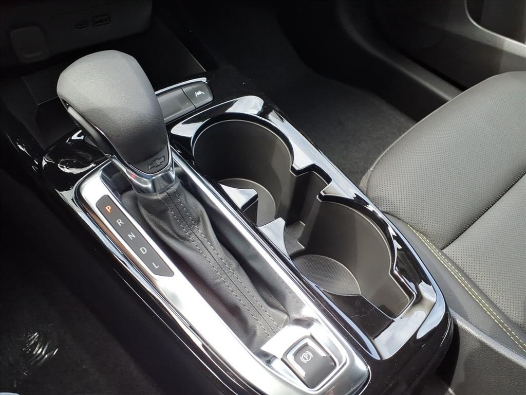 Thumbnail: 2026 Chevrolet Trax - 12