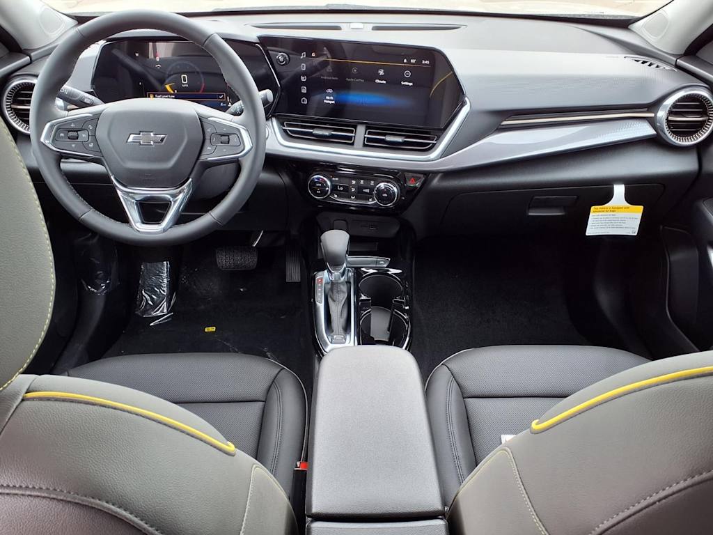 Thumbnail: 2026 Chevrolet Trax - 2