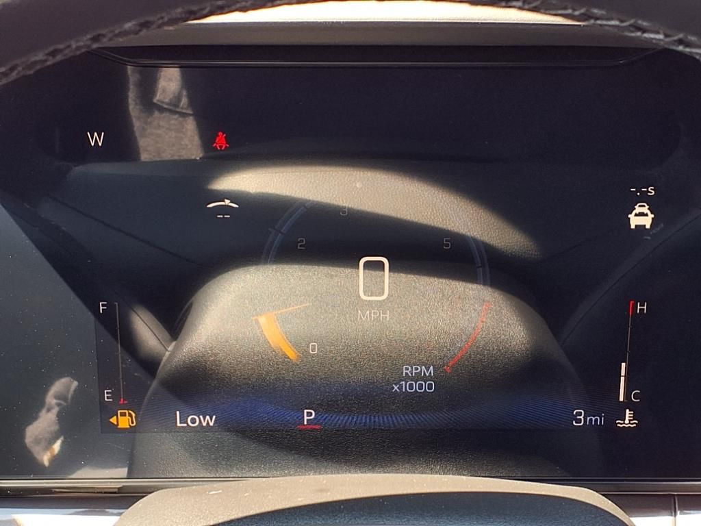 Thumbnail: 2025 Chevrolet Trax - 12