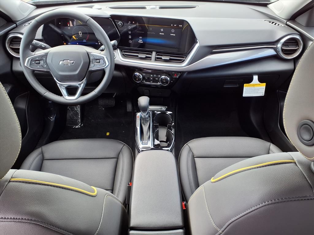 Thumbnail: 2026 Chevrolet Trax - 2