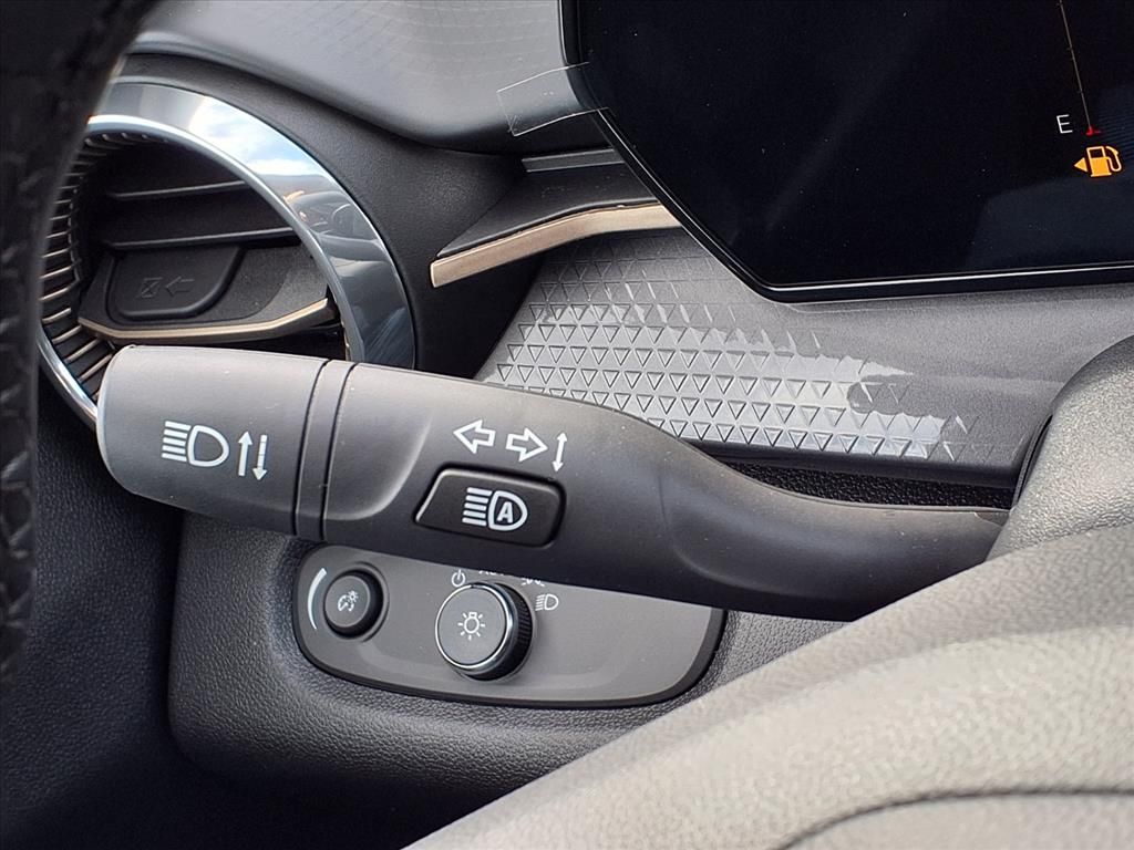 Thumbnail: 2026 Chevrolet Trax - 18