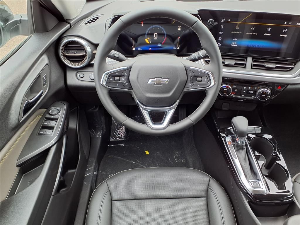 Thumbnail: 2026 Chevrolet Trax - 7