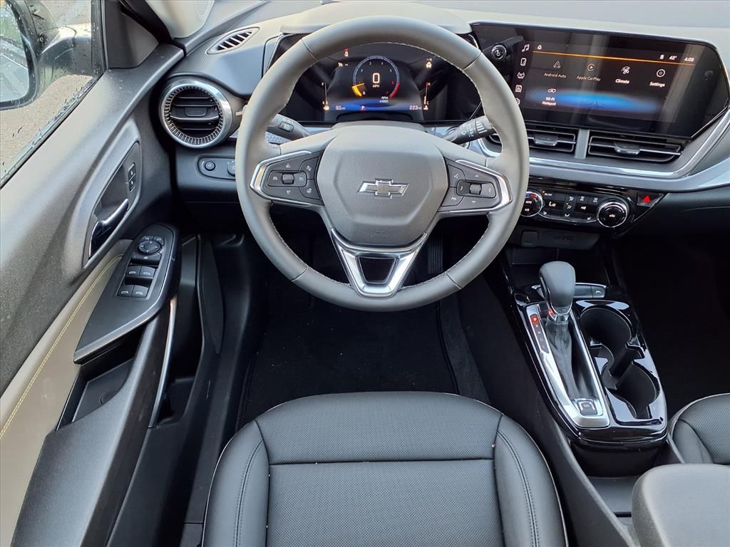 Thumbnail: 2026 Chevrolet Trax - 7