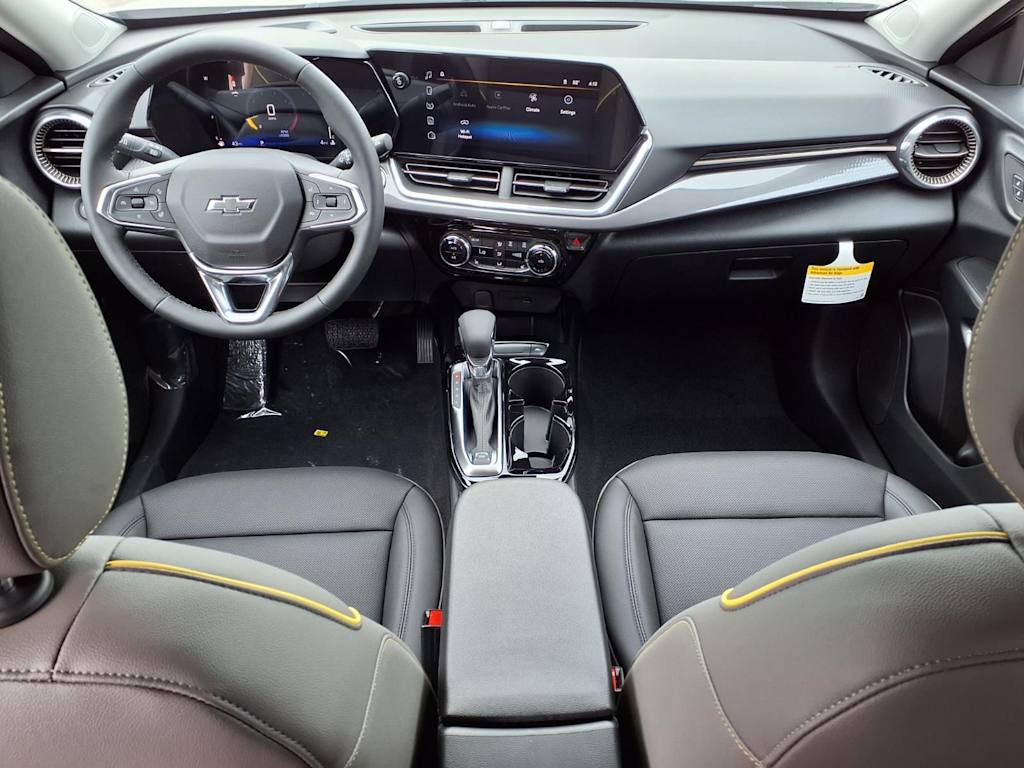 Thumbnail: 2026 Chevrolet Trax - 2