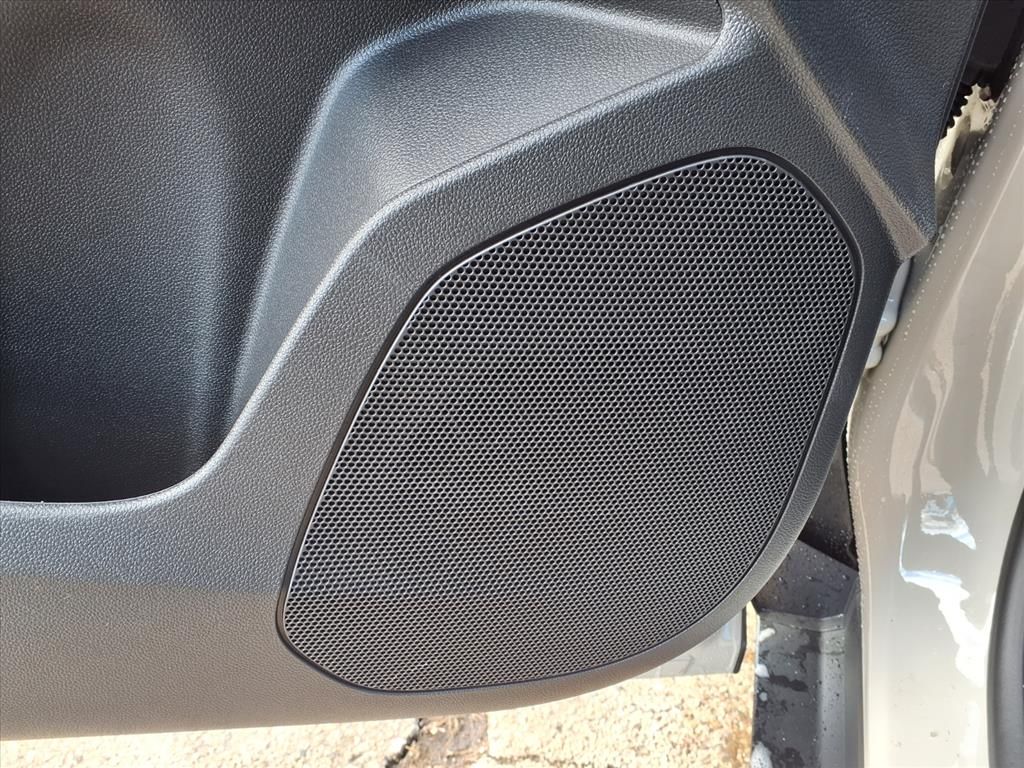 Thumbnail: 2026 Chevrolet Trax - 17