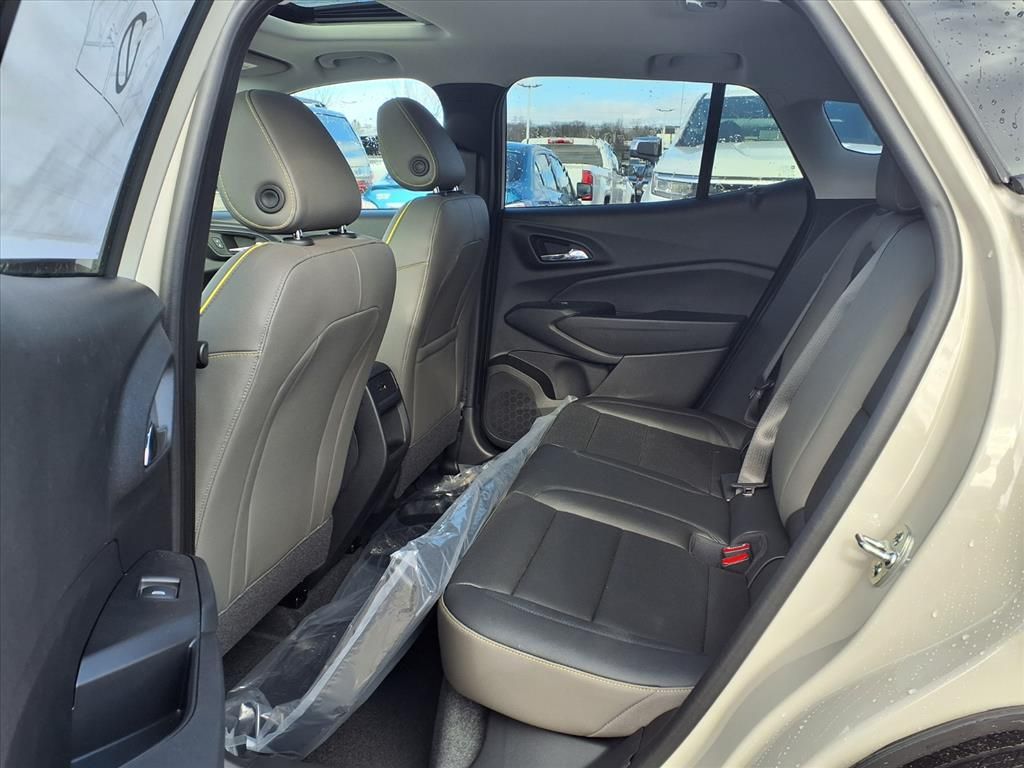 Thumbnail: 2026 Chevrolet Trax - 10