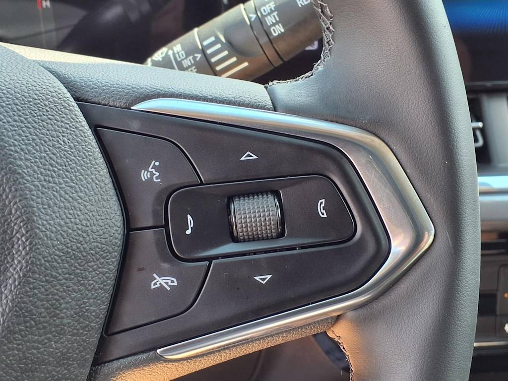 Thumbnail: 2026 Chevrolet Trax - 25