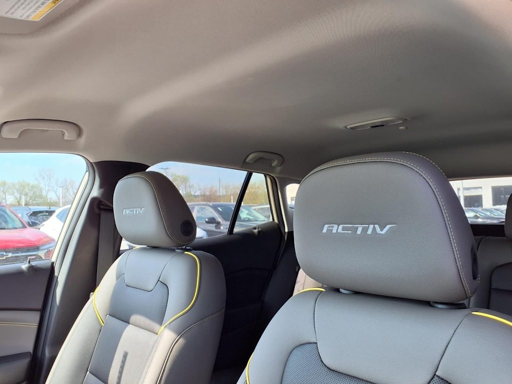Thumbnail: 2026 Chevrolet Trax - 10