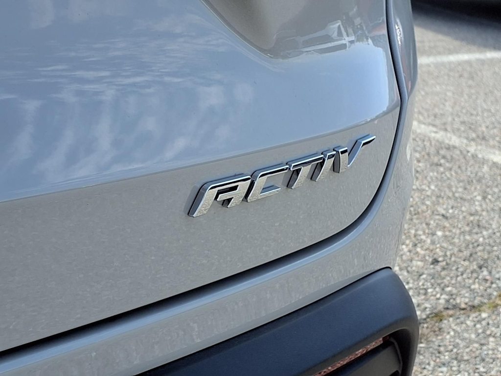 Thumbnail: 2026 Chevrolet Trax - 6