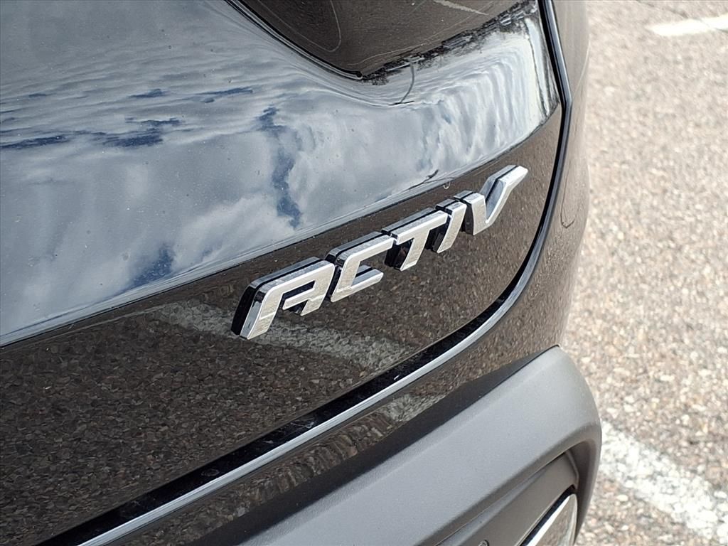 Thumbnail: 2026 Chevrolet Trax - 6