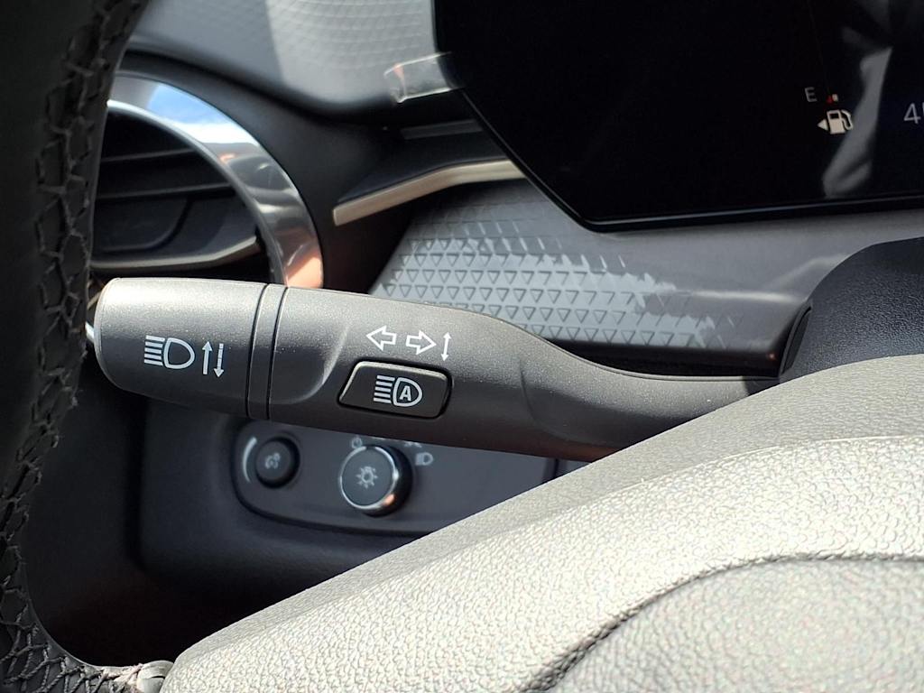 Thumbnail: 2026 Chevrolet Trax - 18