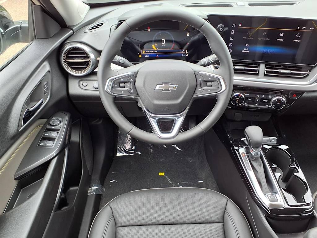 Thumbnail: 2026 Chevrolet Trax - 8