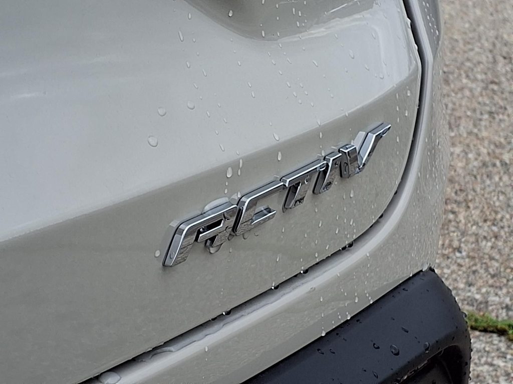 Thumbnail: 2026 Chevrolet Trax - 6