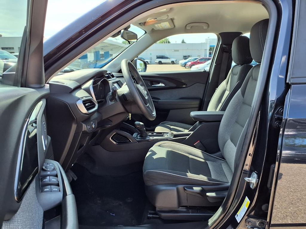 Thumbnail: 2021 Chevrolet TrailBlazer - 10