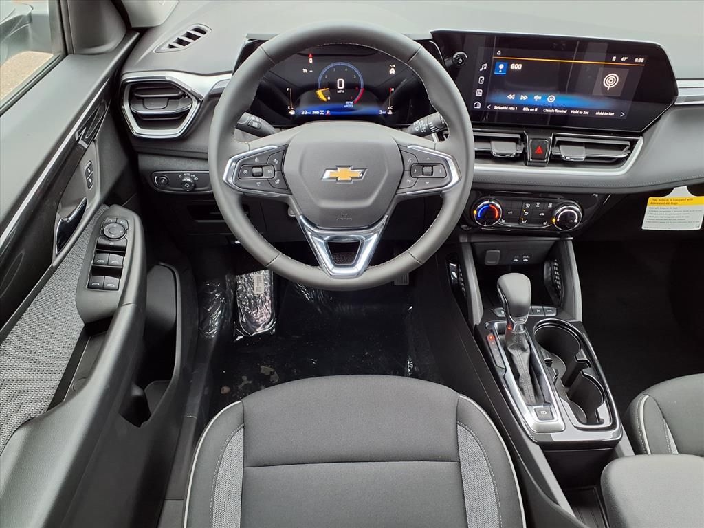 Thumbnail: 2026 Chevrolet TrailBlazer - 8