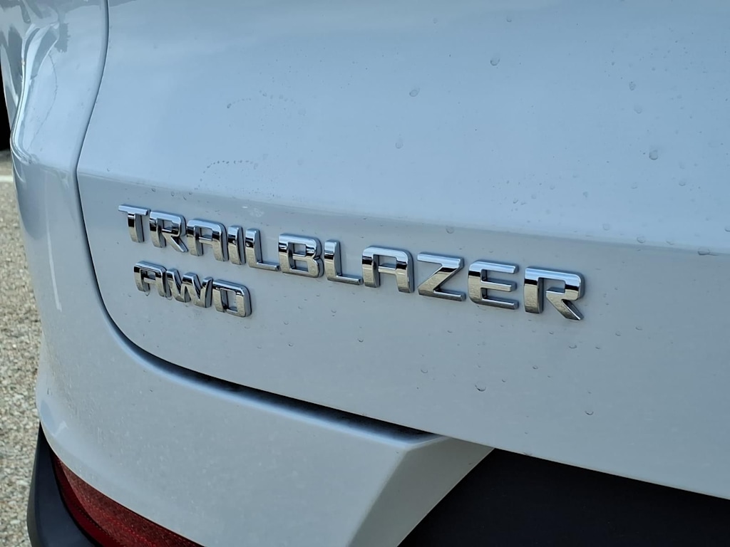 Thumbnail: 2026 Chevrolet TrailBlazer - 6