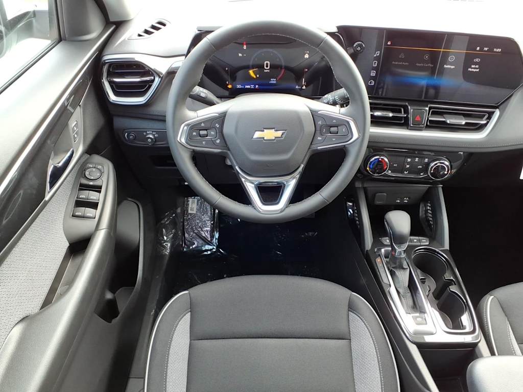 Thumbnail: 2026 Chevrolet TrailBlazer - 8