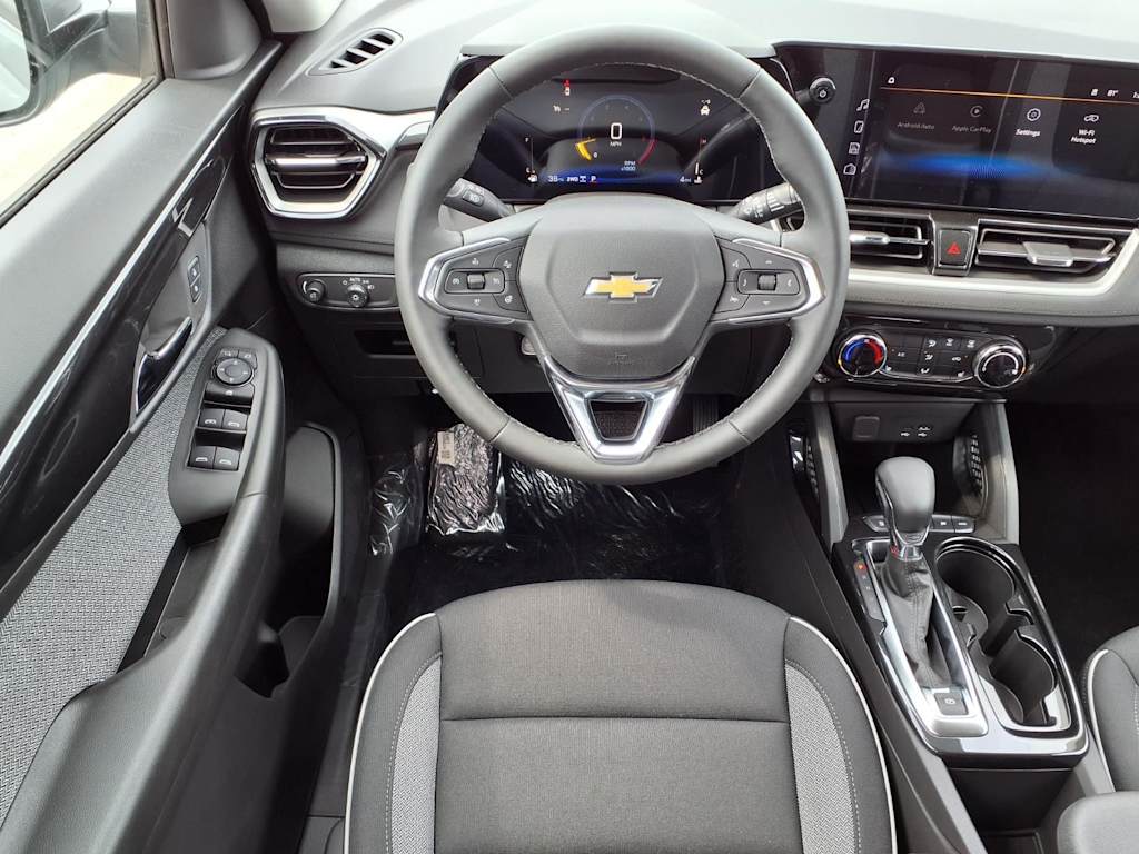 Thumbnail: 2026 Chevrolet TrailBlazer - 8
