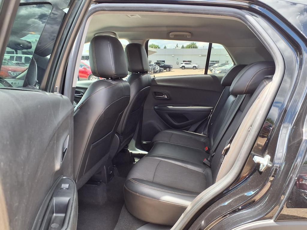 Thumbnail: 2021 Chevrolet Trax - 10