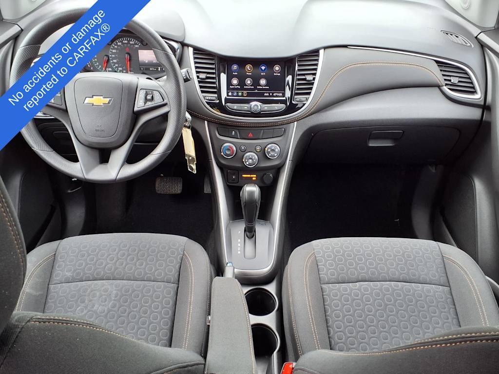 Thumbnail: 2022 Chevrolet Trax - 2