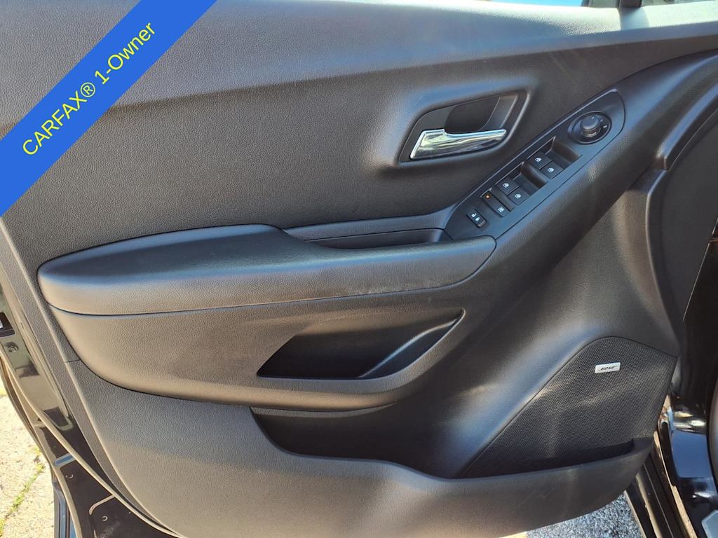 Thumbnail: 2018 Chevrolet Trax - 19