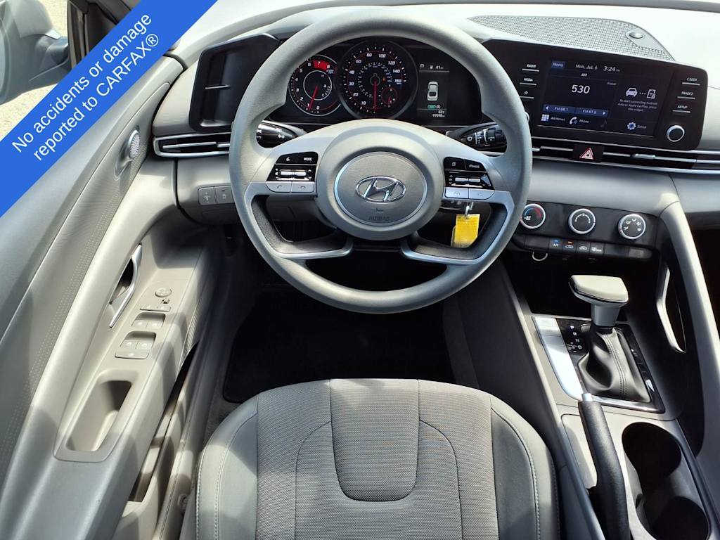 Thumbnail: 2022 Hyundai Elantra - 8