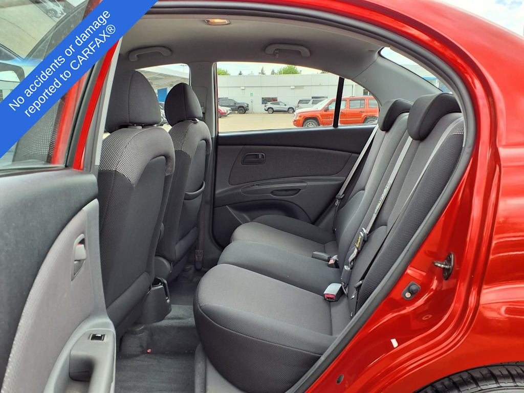 Thumbnail: 2006 Kia Rio - 11