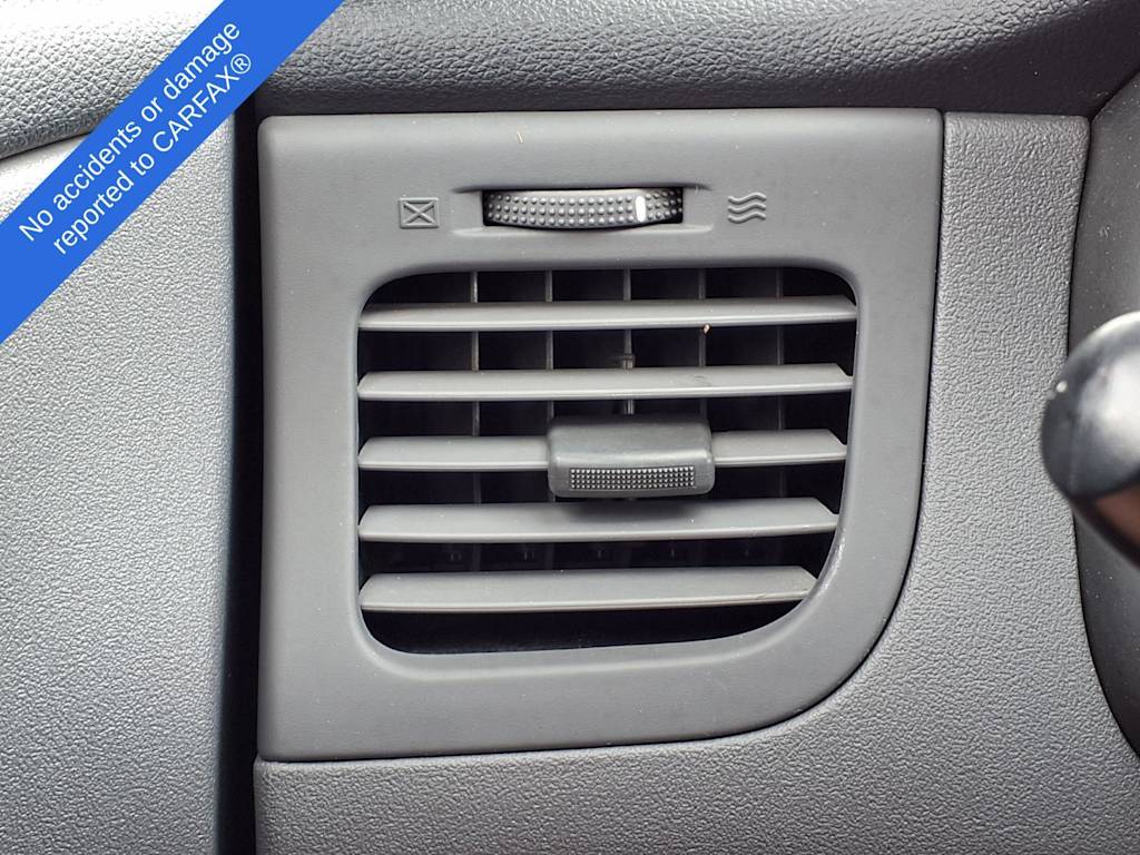 Thumbnail: 2006 Kia Rio - 29
