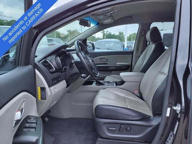 2019 Kia Sedona EX 10