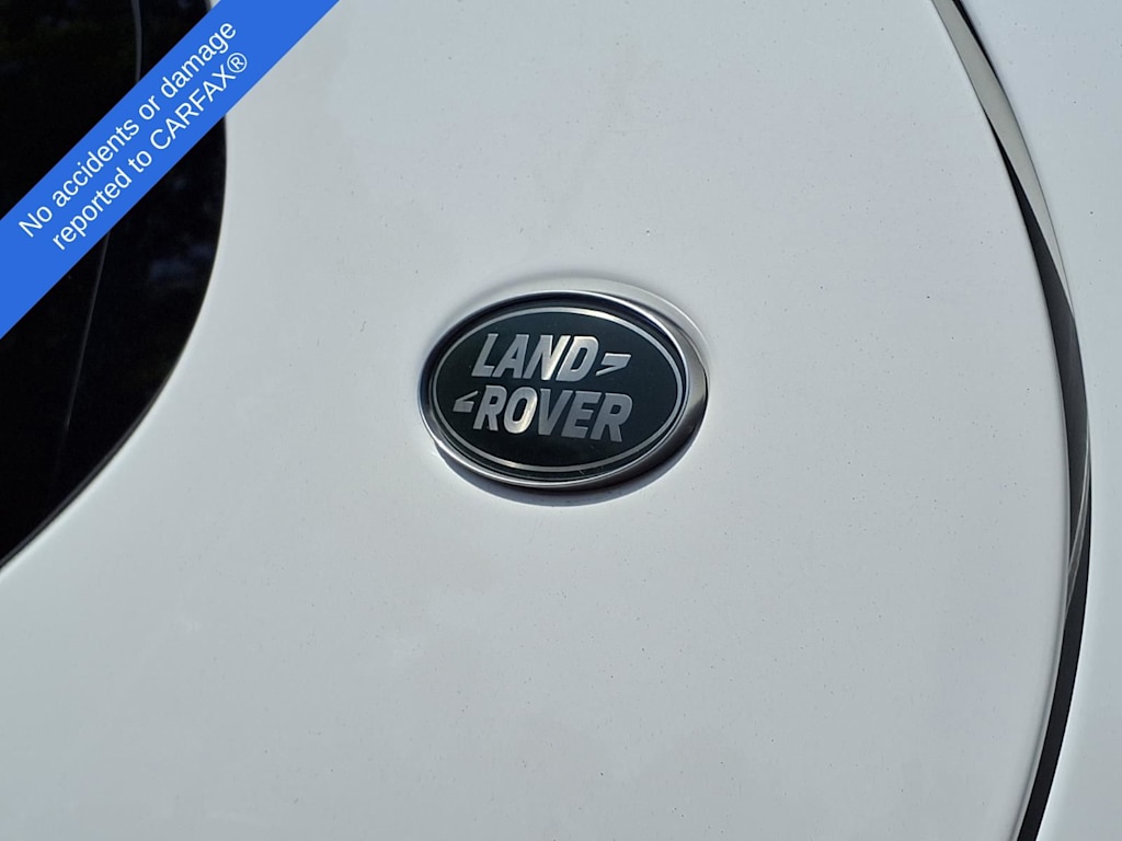 Thumbnail: 2023 Land Rover Discovery - 6