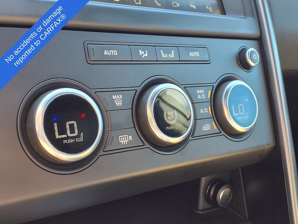 Thumbnail: 2020 Land Rover Discovery - 26