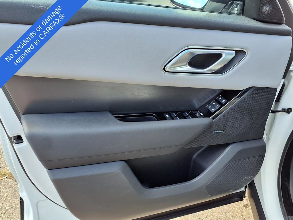 Thumbnail: 2025 Land Rover Range Rover Velar - 19