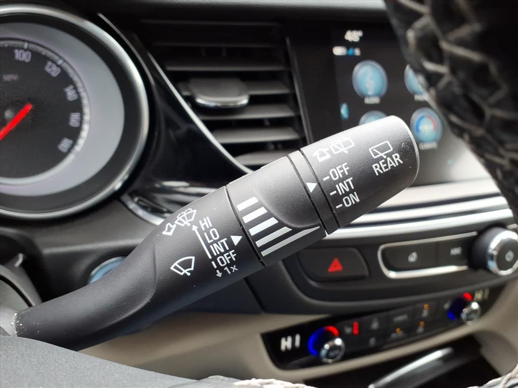 Thumbnail: 2018 Buick Regal - 13