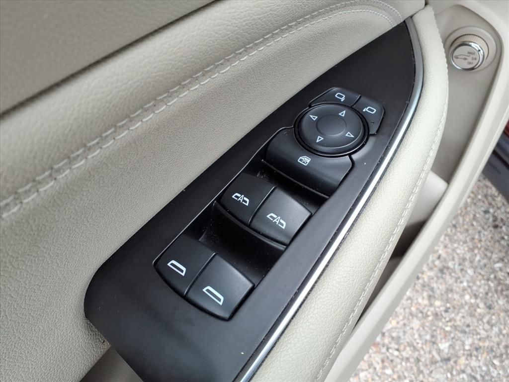 Thumbnail: 2018 Buick Regal - 20