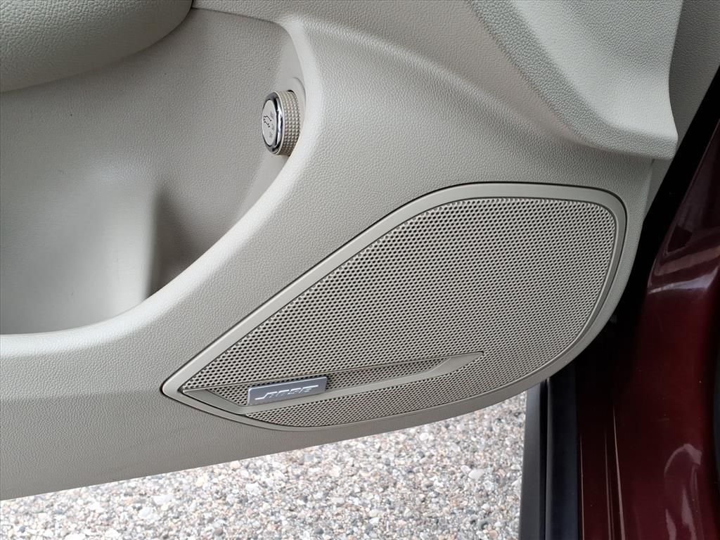 Thumbnail: 2018 Buick Regal - 9