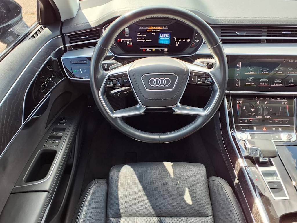 Thumbnail: 2020 Audi A8 - 8