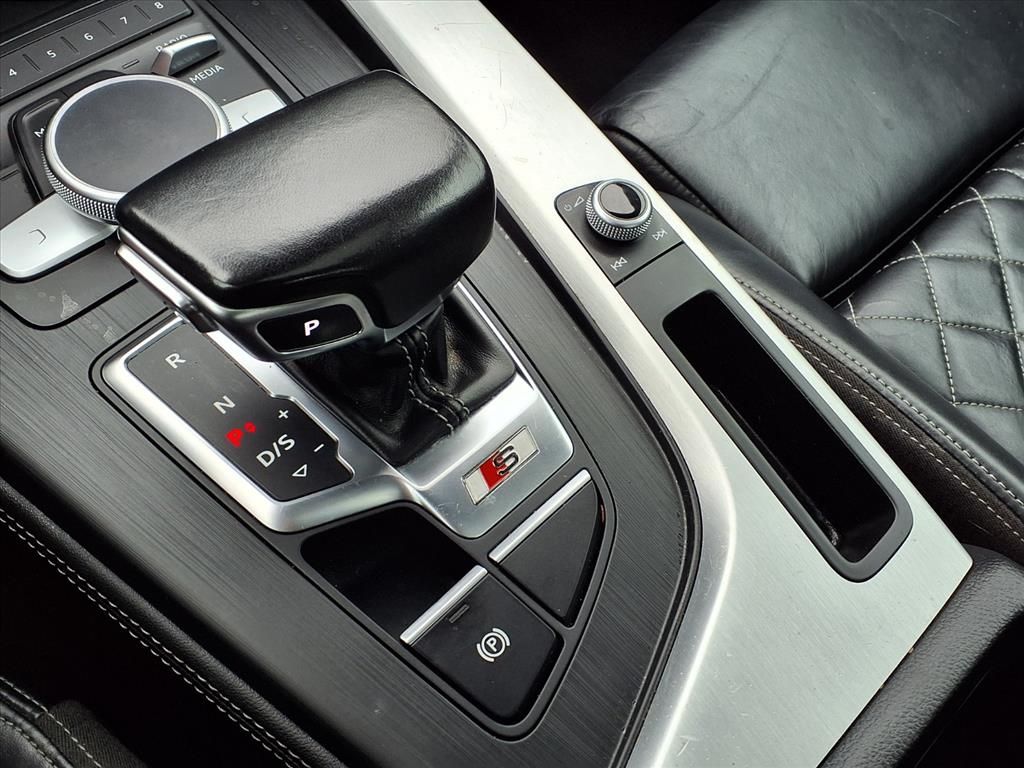 Thumbnail: 2018 Audi S5 - 10