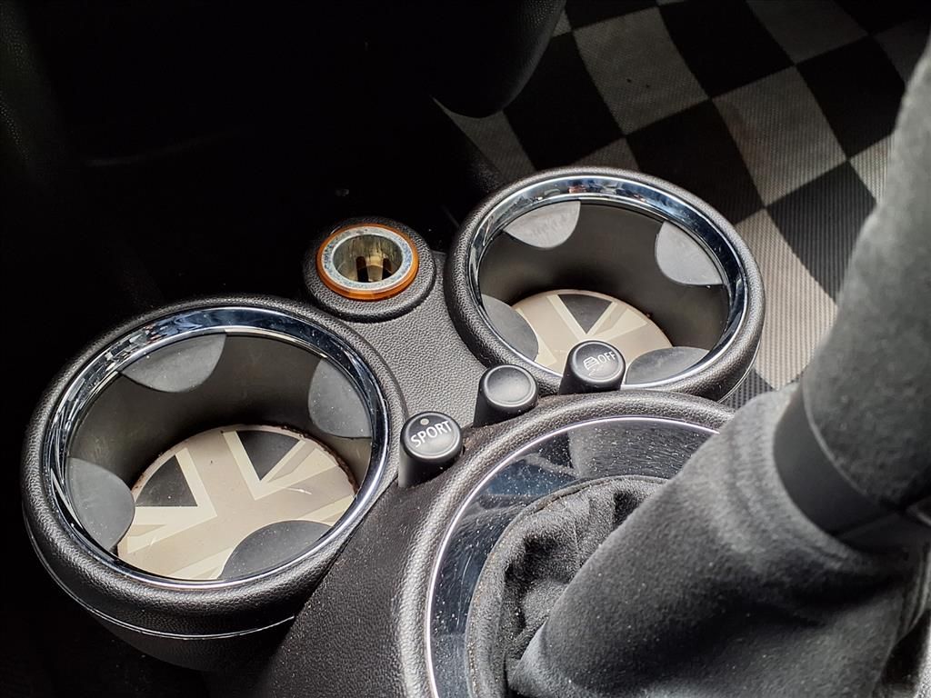 Thumbnail: 2012 MINI Cooper - 24