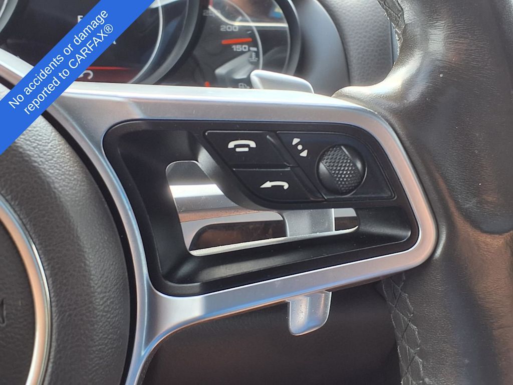 Thumbnail: 2015 Porsche Cayenne - 25
