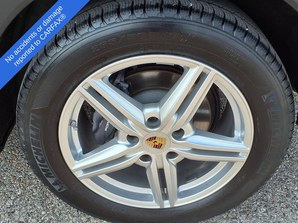 Thumbnail: 2015 Porsche Cayenne - 8
